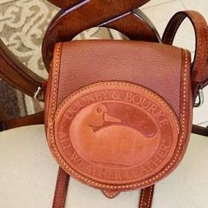 Dooney & Bourke Crossbody bag